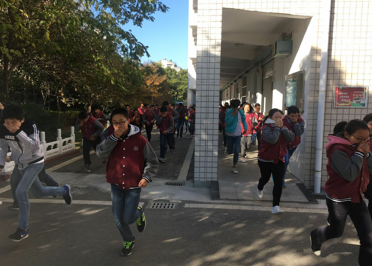 蚌埠九中成功开展消防疏散演练活动 - 安徽省蚌埠第九中学